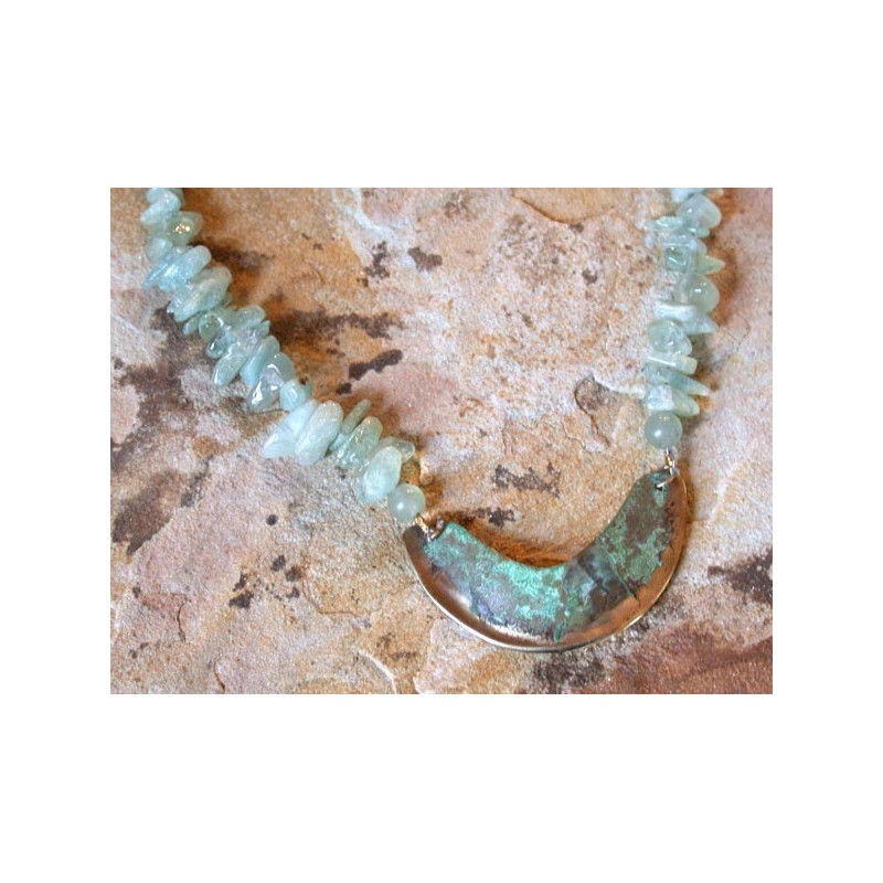 ET 93n Etched Patina Solid Brass Abstract Curve Necklace - Aquamarine