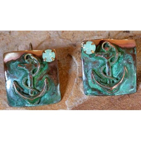 OCP88eCR - Pale Green Opal Swarovski Crystals