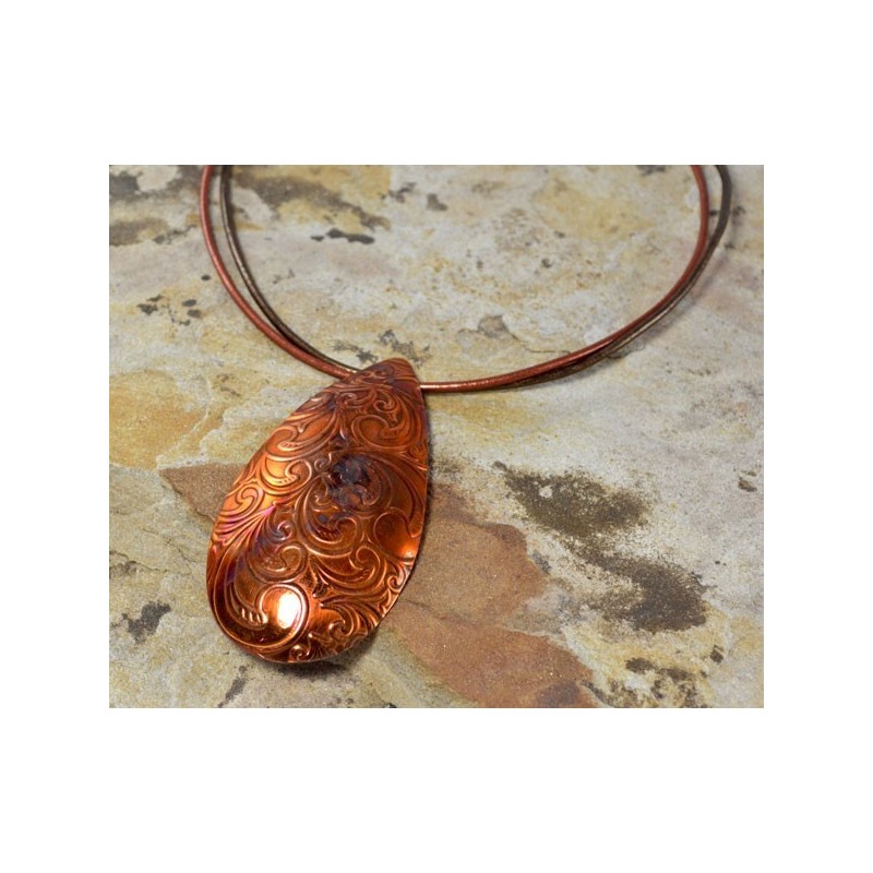 YCI21pd - Paisley Pattern, Dual Metallic Rawhide