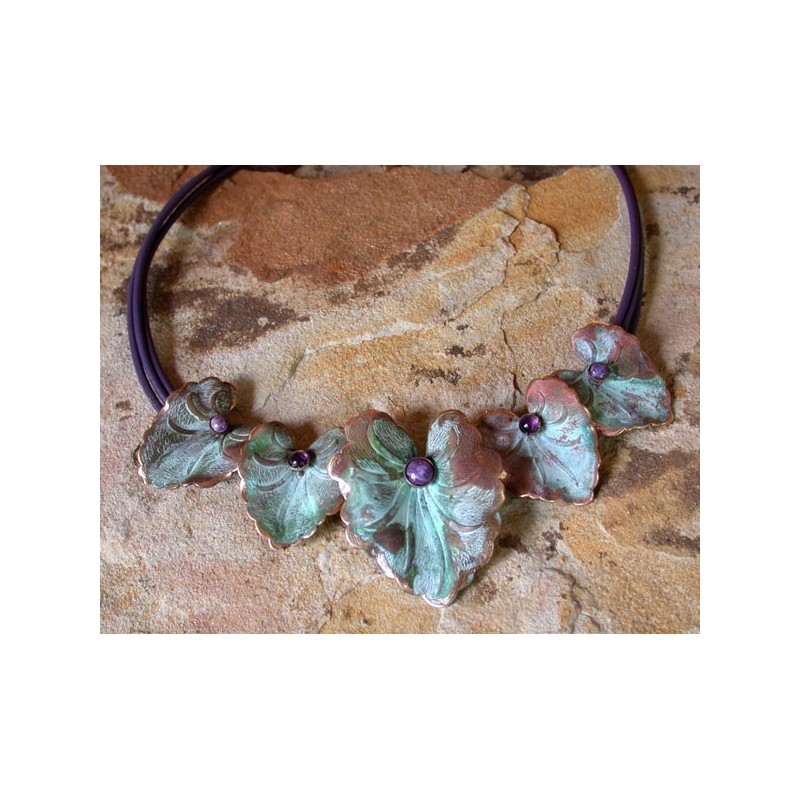 NP837n Verdigris Patina Brass 5 Piece Graduated Caladium Leaves Necklace - Amethyst, Chariote 