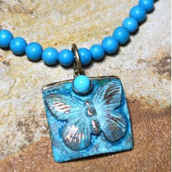 BUP129nTU Butterfly Necklace