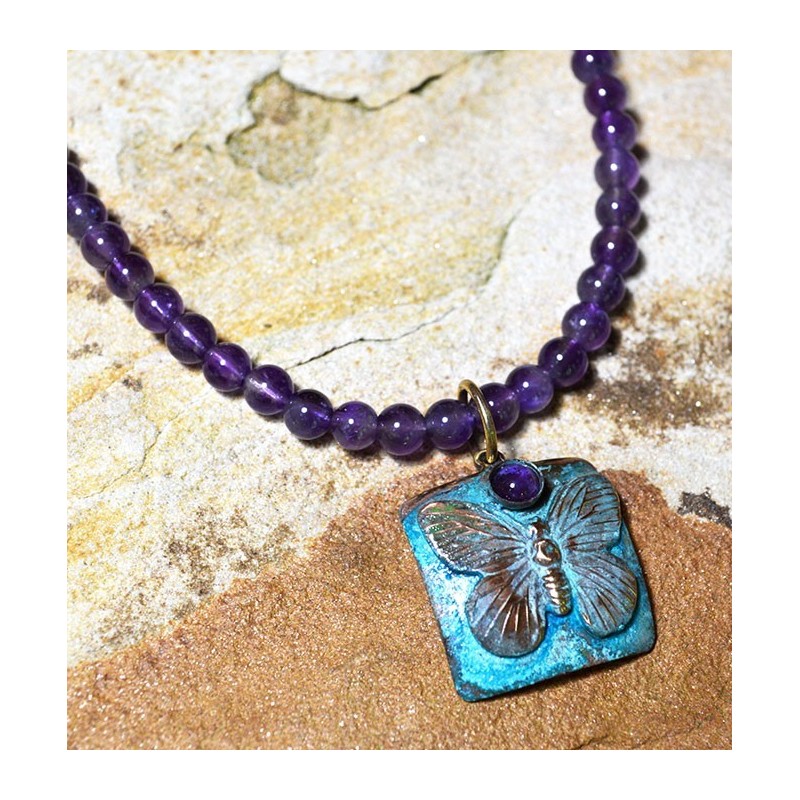 BUP129nAM Butterfly Necklace