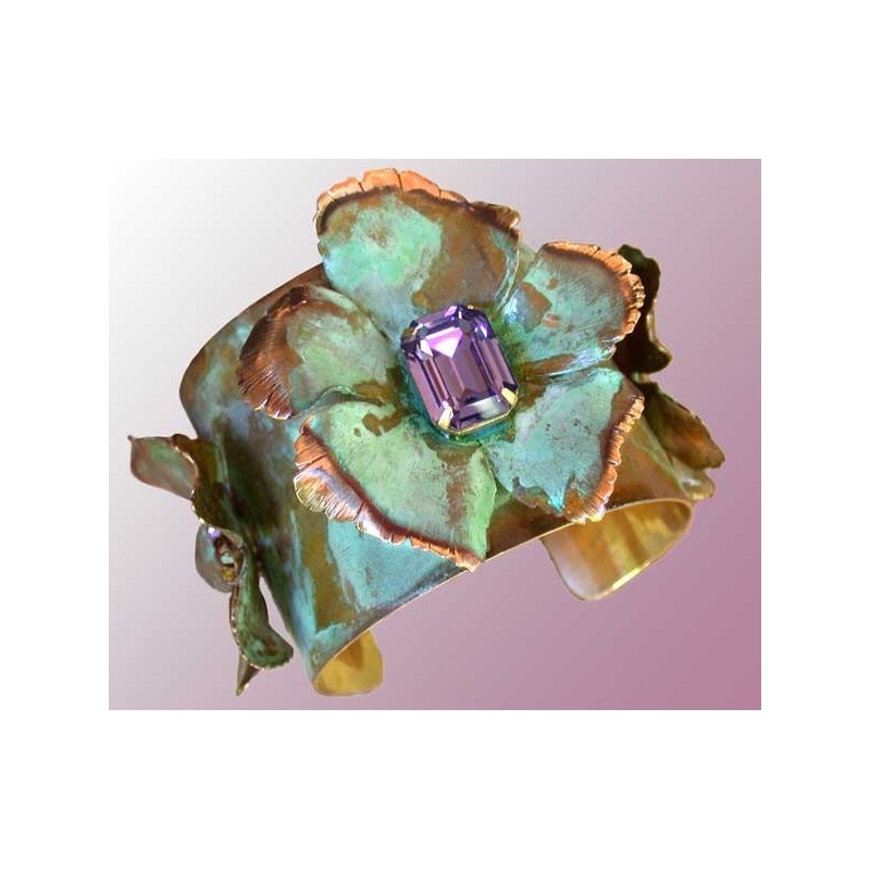 NAO8614cf Bright Olive Patina Solid Brass Sculptural Flowers Cuff - Swarovski Crystals 